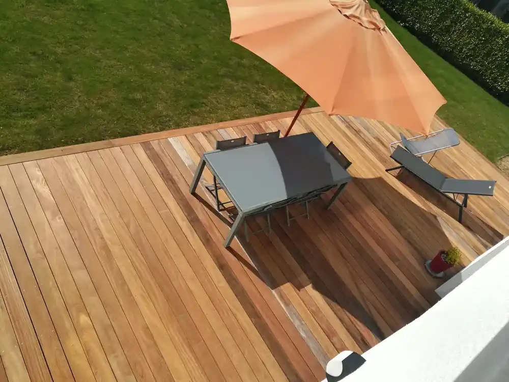 Lame de terrasse bois - Cumaru - 21 x 145 mm - long. > 6,00 ml - 2 faces lisses Soldes