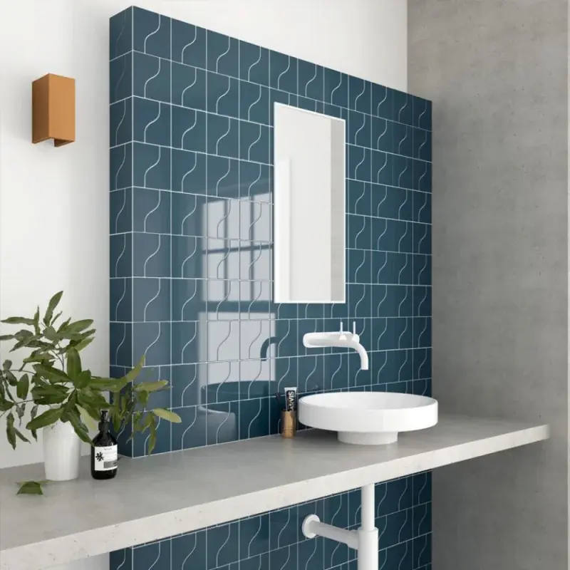 Produit De Marque Carrelage mur intérieur aspect zellige Curve ink blue brillant 8,3x12 cm