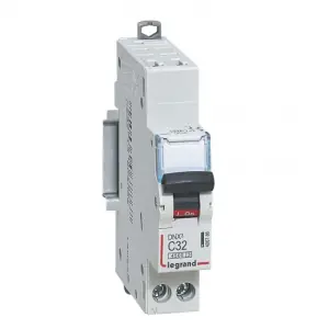 Réduction Disjoncteur Auto 32A LEXIC