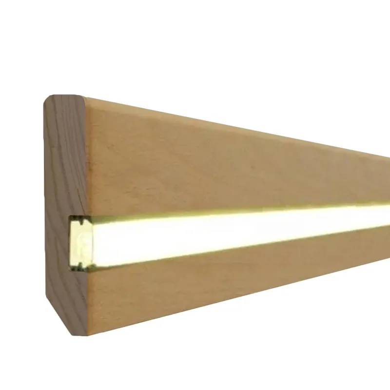 Plinthe lumineuse stylée en bois massif, laquée marron (20 x 80 x 2400 mm) 60.20.80.2L PROVISTON Produit De Marque