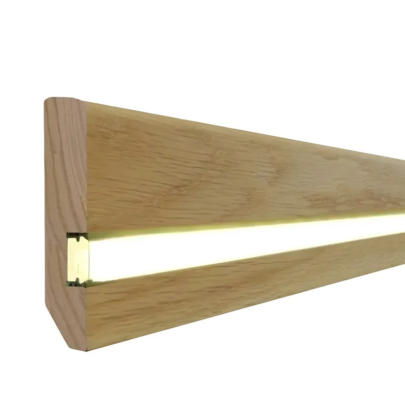 Plinthe lumineuse stylée en bois massif, laquée marron (20 x 80 x 2400 mm) 60.20.80.1L PROVISTON Populaire