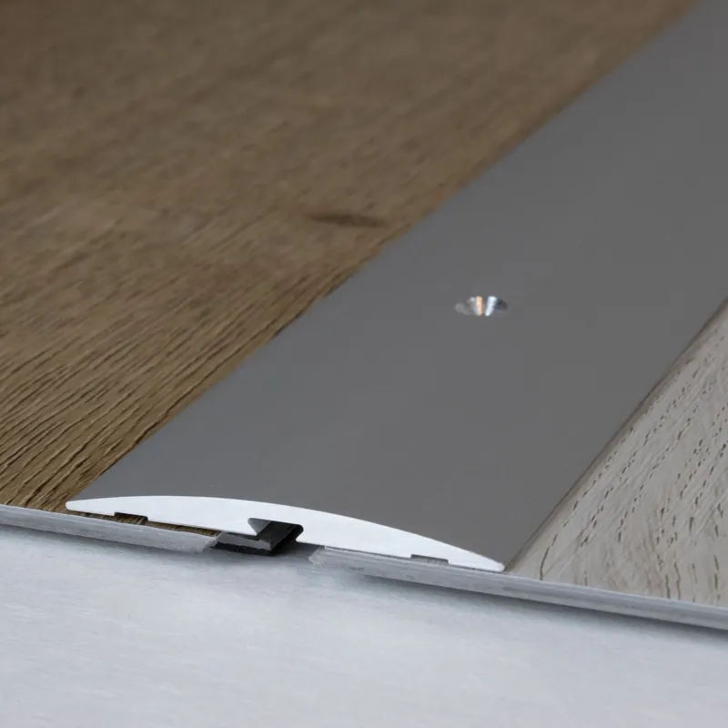 Barre de seuil 50 mm type 145 aluminium anodisé autoadhésif Populaire