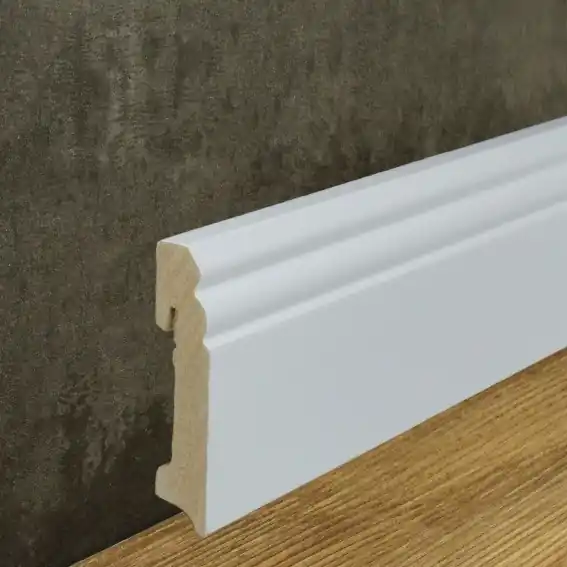 Neuhofer Equerre extérieure pour plinthe 18 x 90 mm Profilé hambourgeois (berlinois) Filmée Blanc Affaire À Saisir
