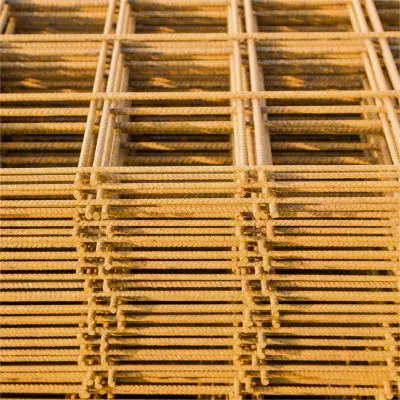 Panneaux treillis soudés ST40C 6,00 X 2,40 M100/100 F=7 86,98kg Offre Limitée
